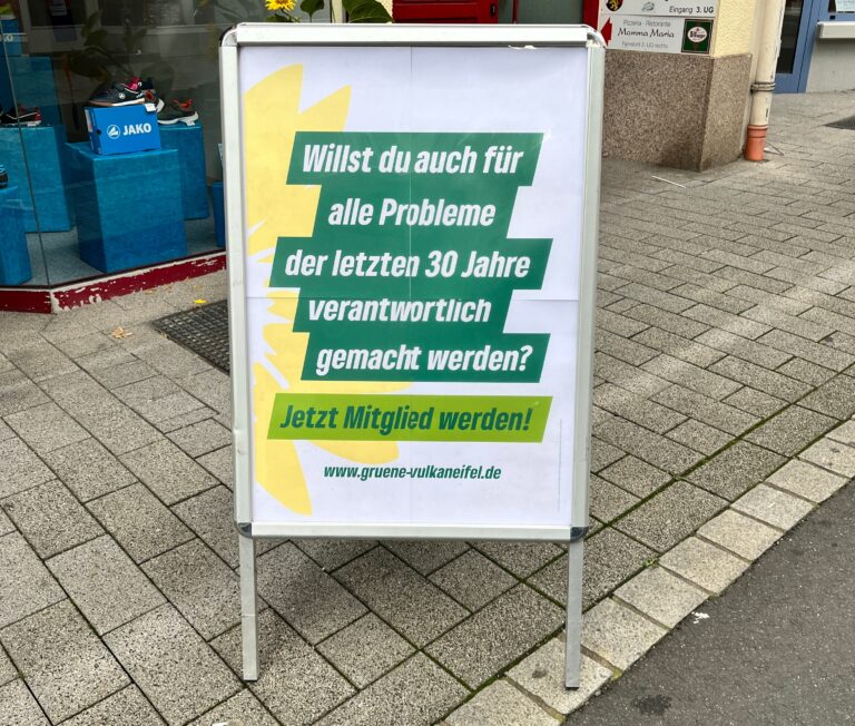 Söder das Schnitzel klauen: Grüne gehen mit Humor nach vorn