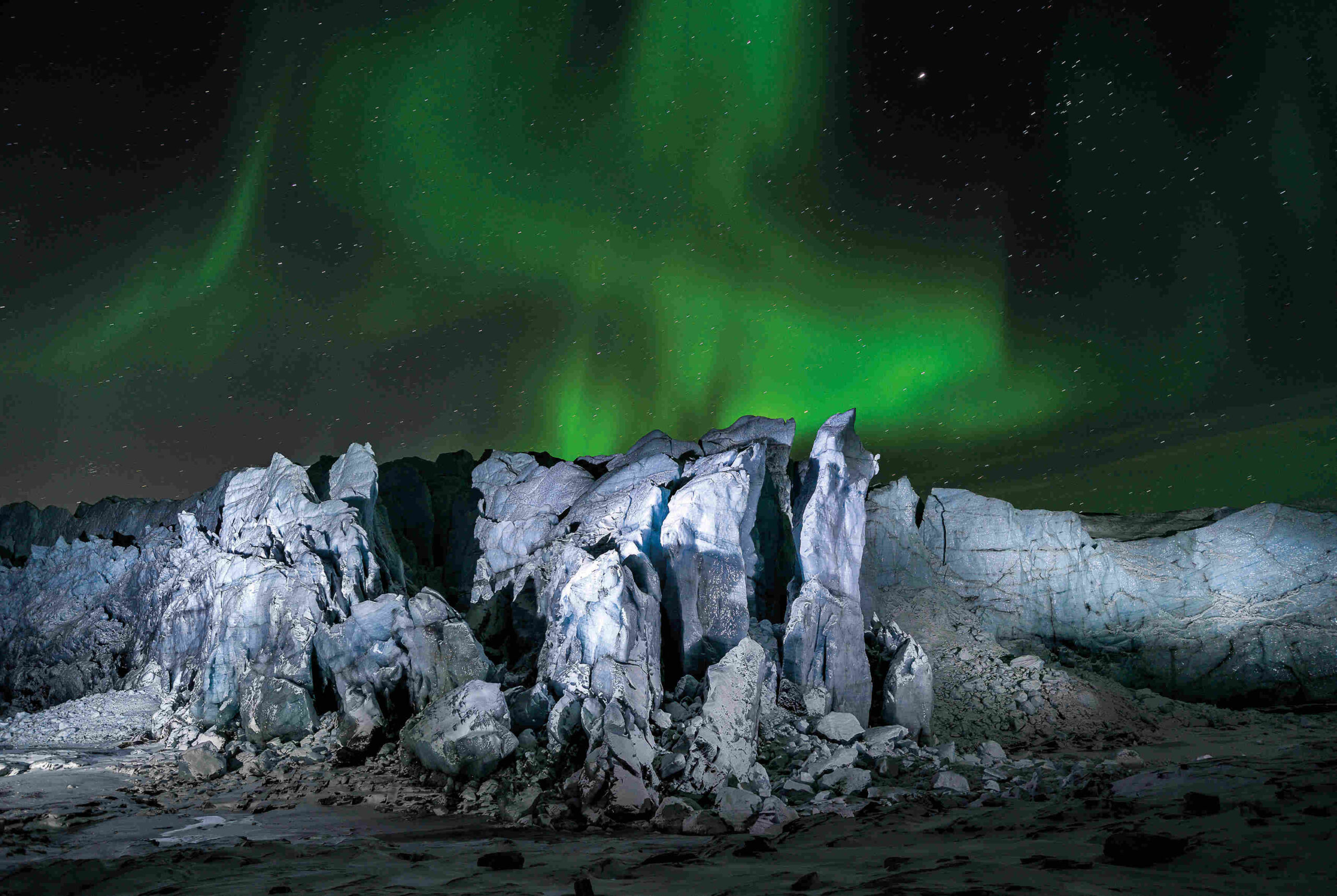 Bild aus dem Foto- und Filmkunstprojekt „Stella Polaris* Ulloriarsuaq“ von Sven Nieder u.a.
